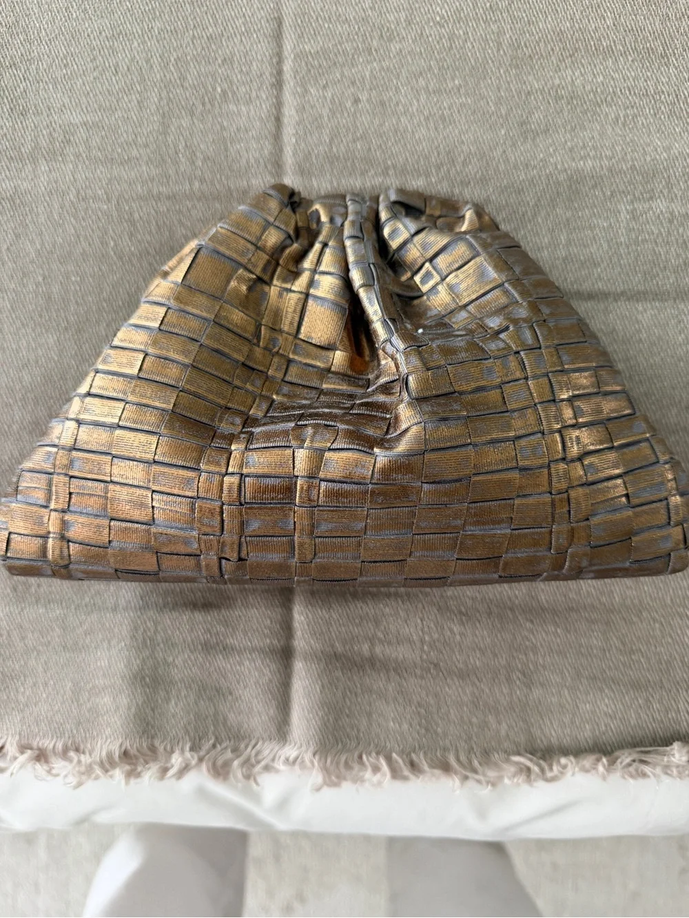 Maria La Rosa Bronze woven clutch
